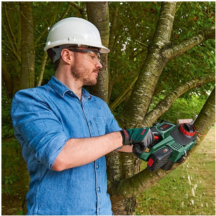 Цепная пила Bosch UniversalChain 18