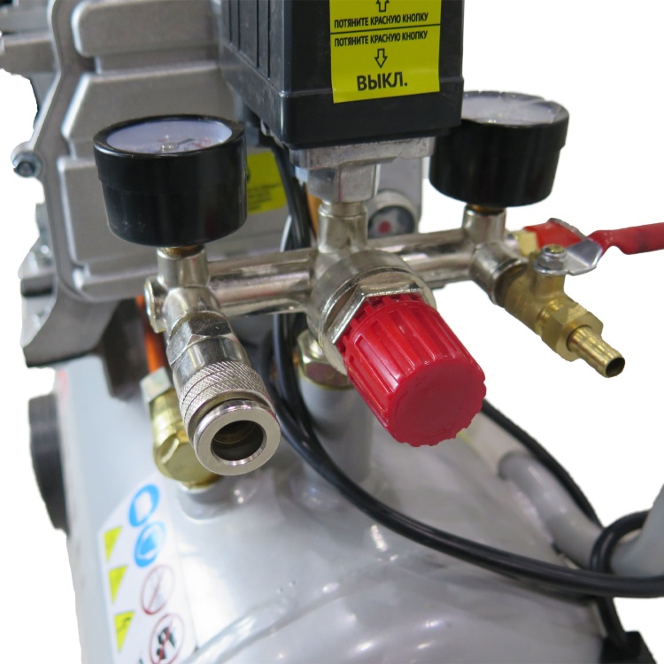 Magnetta, CE650, Компрессор воздушный масляный поршневой с прямым приводом