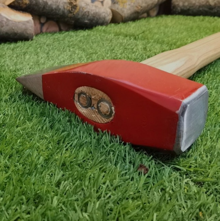 Колун-молот AX 30 C. 85 см, 3000 г, топорище из ясеня.