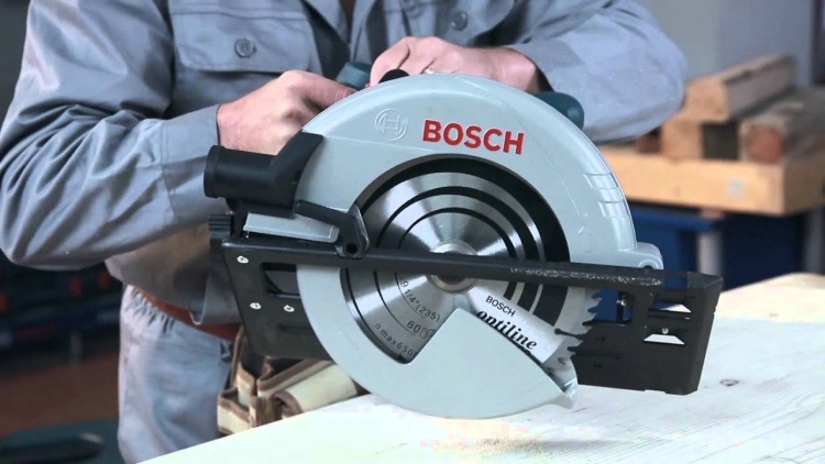 Пила циркулярная ручная GKS 235 Turbo BOSCH