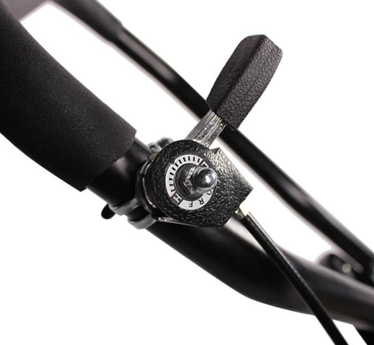 Виброплита бензиновая CHAMPION PC6337F (52,7кг11кН53*37см25см550м2/час4кВт)