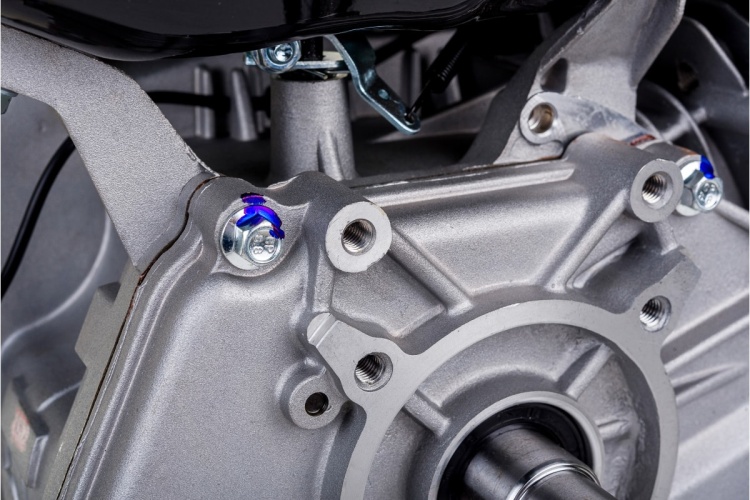 Двигатель CHAMPION G270-1HK (9лс/6,6кВт 270см3, 25,4мм шпонка24,6кг)