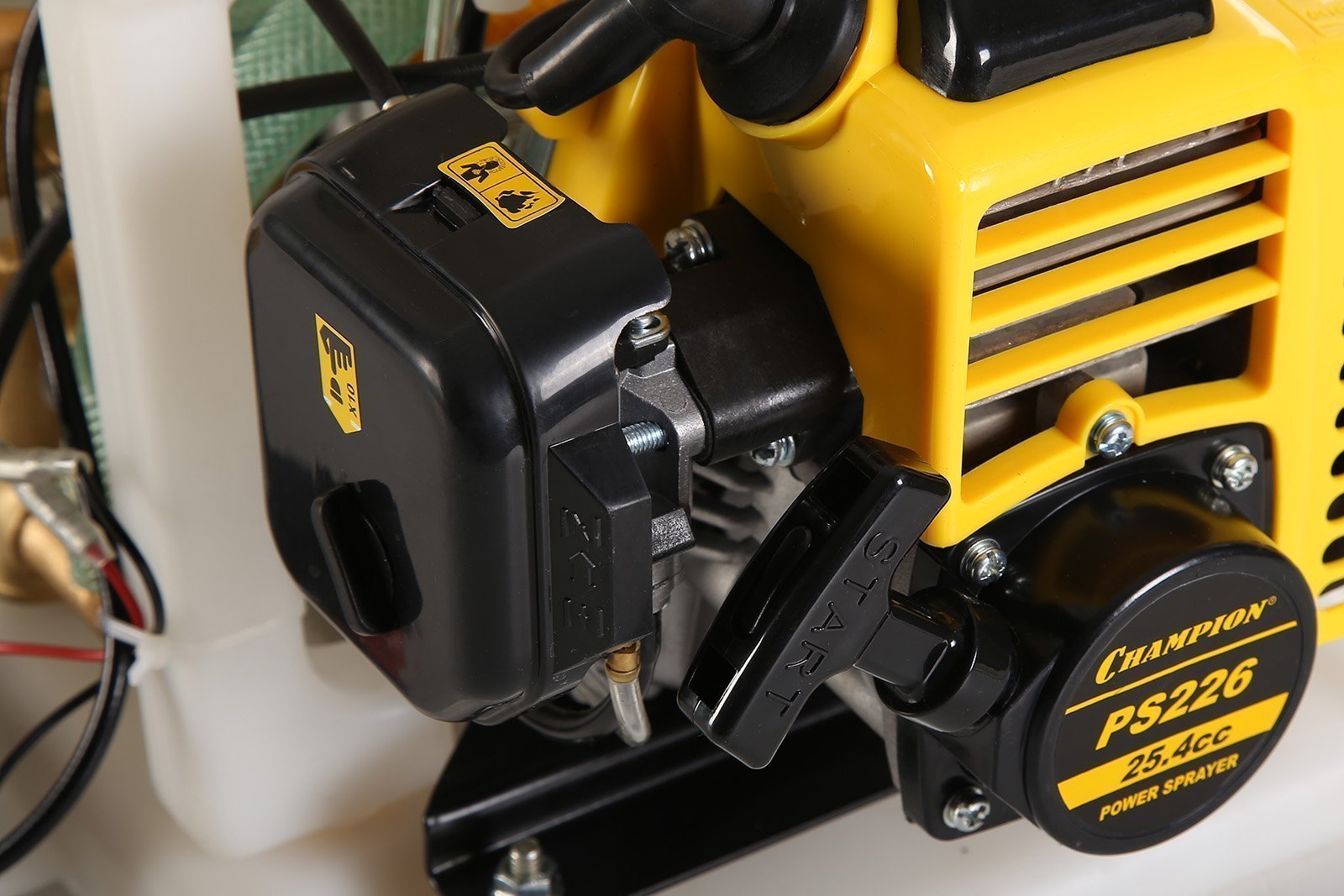 Опрыскиватель бензиновый CHAMPION PS226
